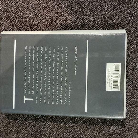 Michelle Obama book - Picture 2 of 2